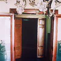 Le hall d'entr&eacute;e de la Maison Suisse de Baradero, novembre 1998. Photo Christophe Mauron.